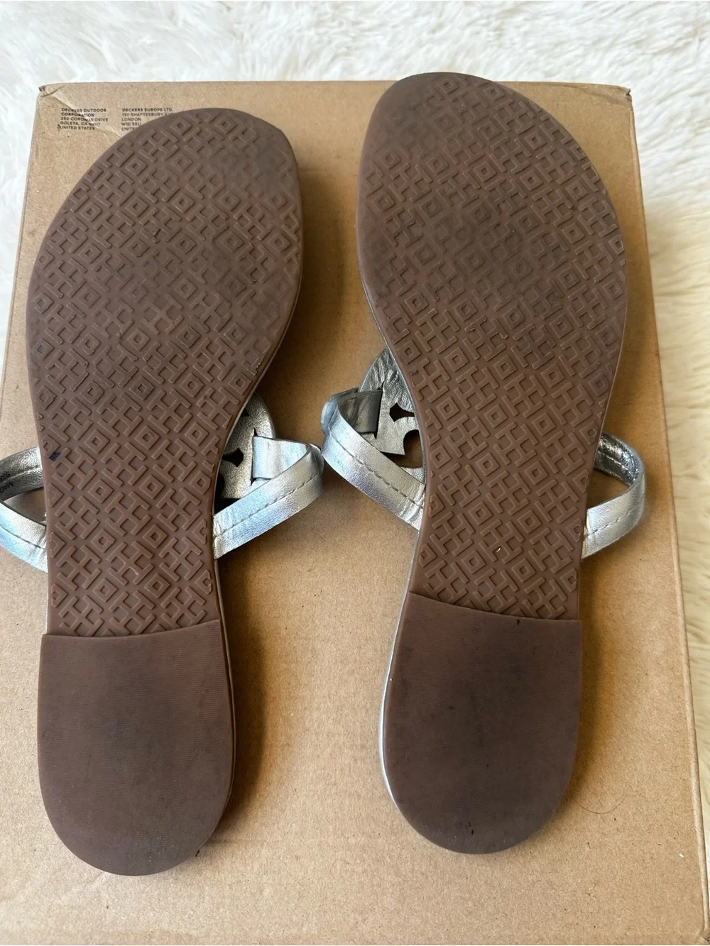 Tory Burch Miller Metallic Silver Crystal Logo Leather Thong Sandals Women’s 10